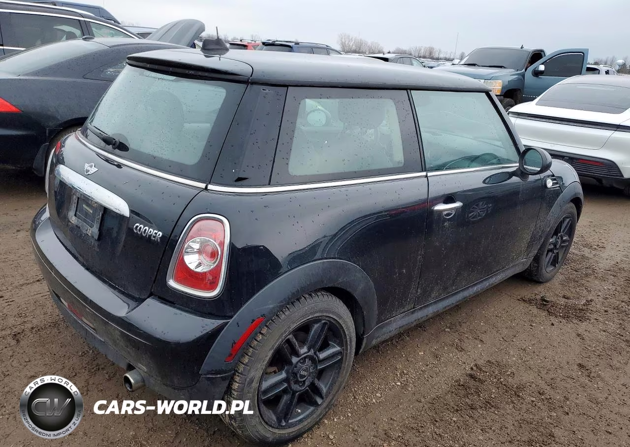 2013 Mini Cooper VIN:WMWSU3C59DT373500 - 3
