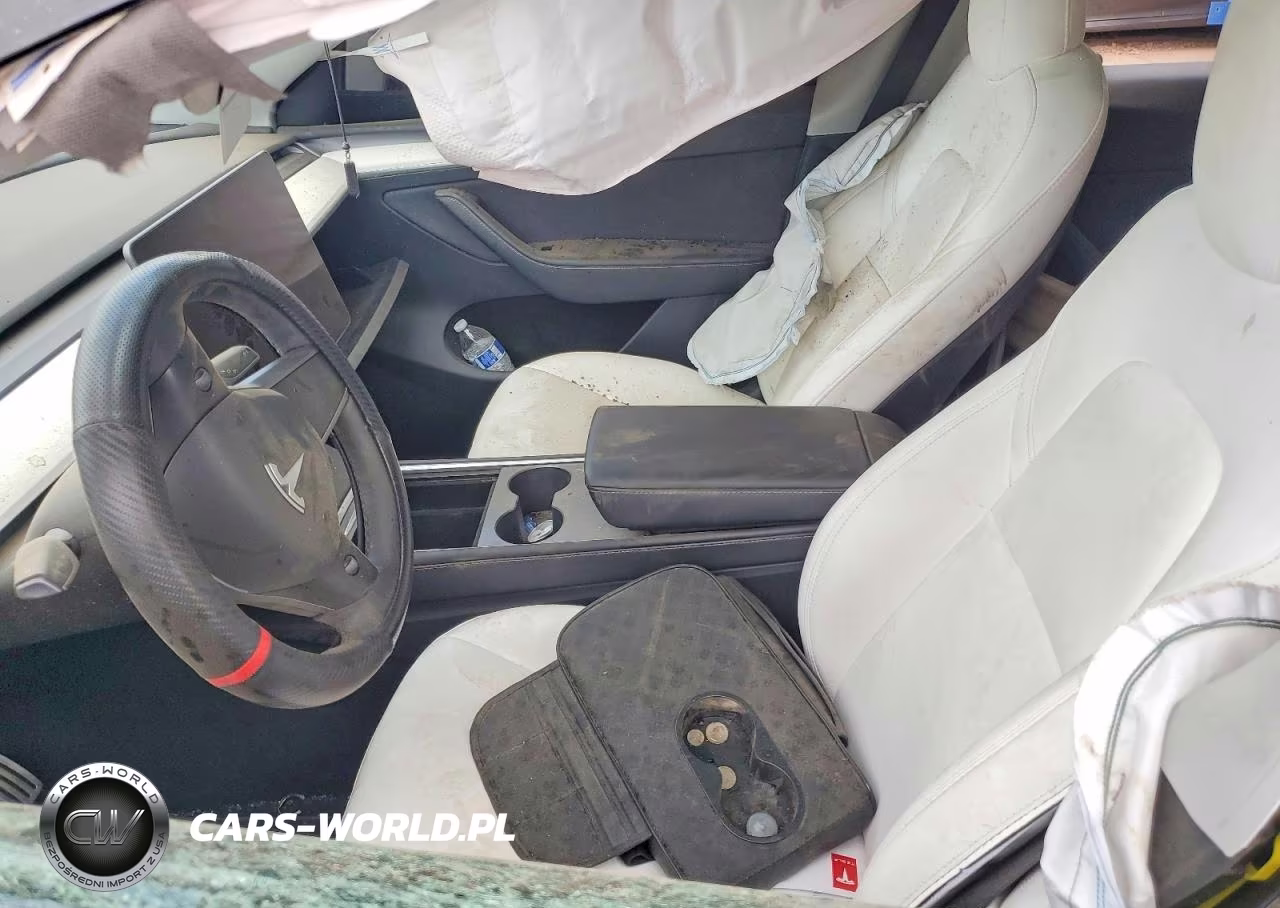 2023 Tesla Model Y VIN:7SAYGDEF0PF660055 - 7