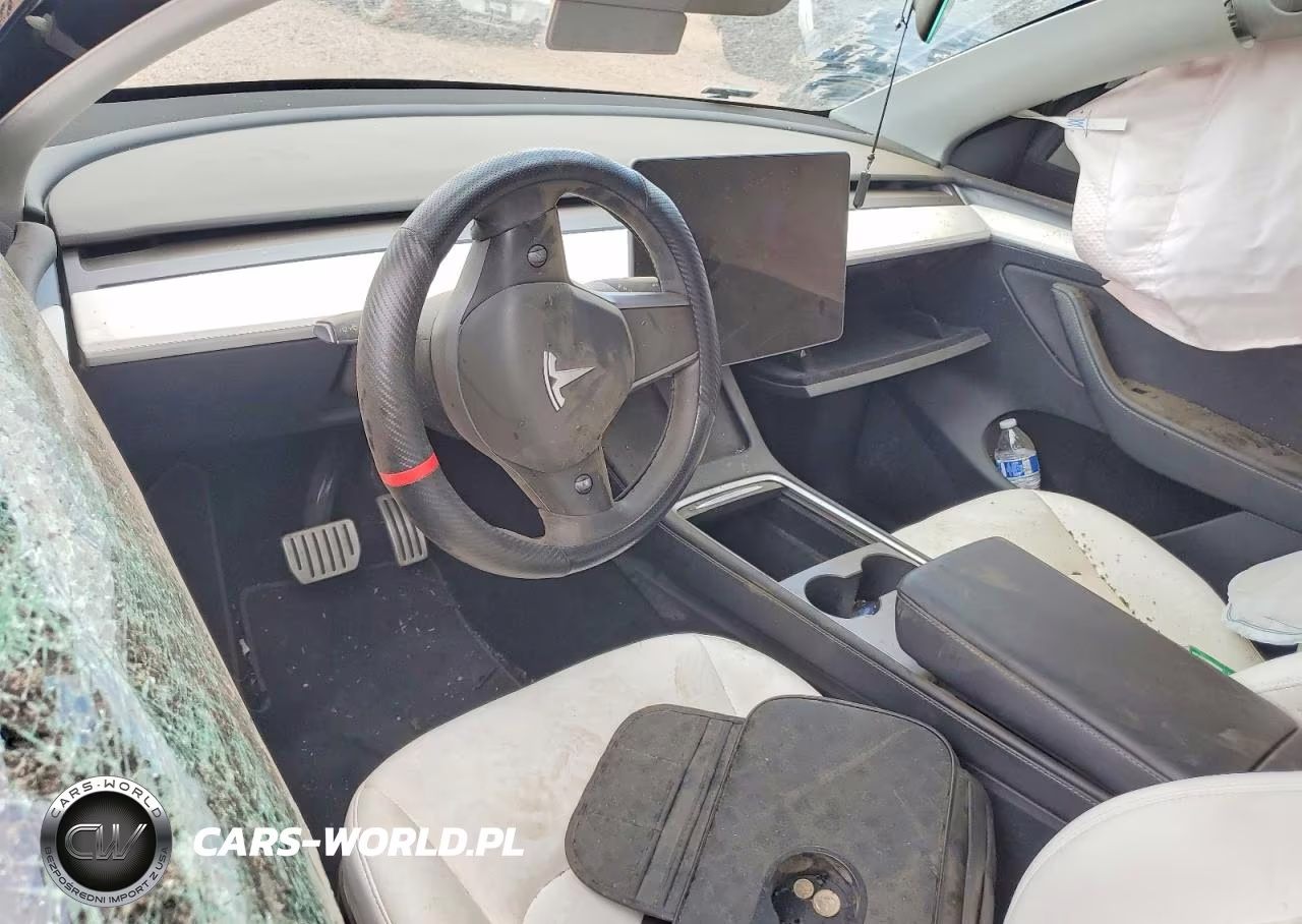 2023 Tesla Model Y VIN:7SAYGDEF0PF660055 - 8
