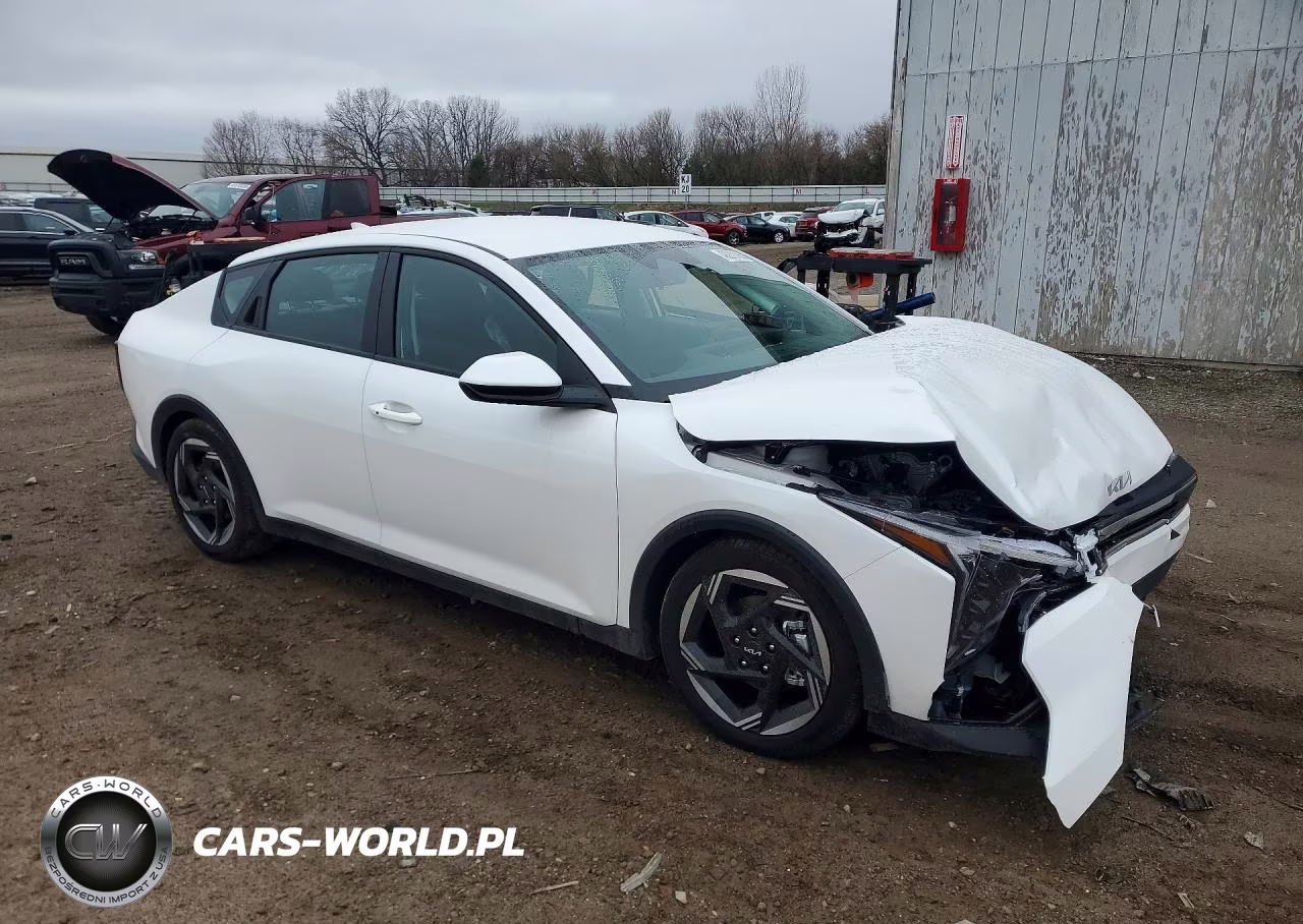 2026 Kia K4 Ex VIN:3KPFU4DE2TE279930 - 4