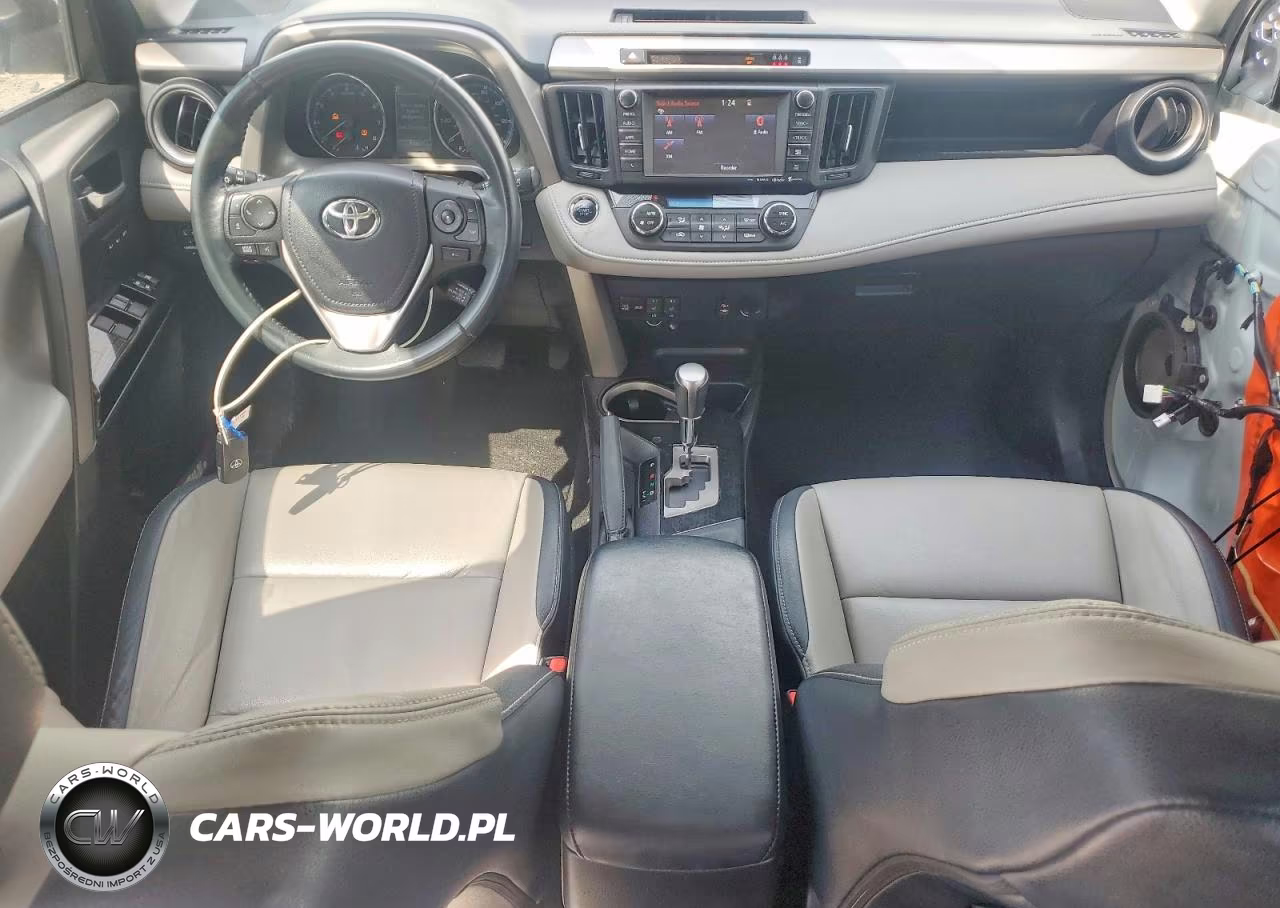 2018 Toyota Rav4 Limited VIN:2T3DFREV1JW767717 - 8