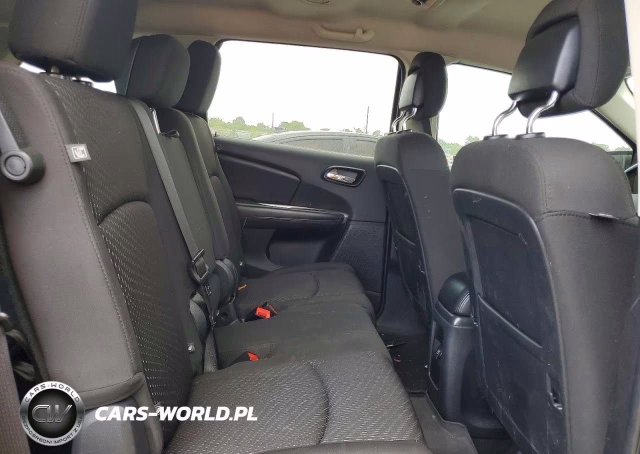 2018 Dodge Journey Sxt VIN:3C4PDDBG2JT301247 - 10