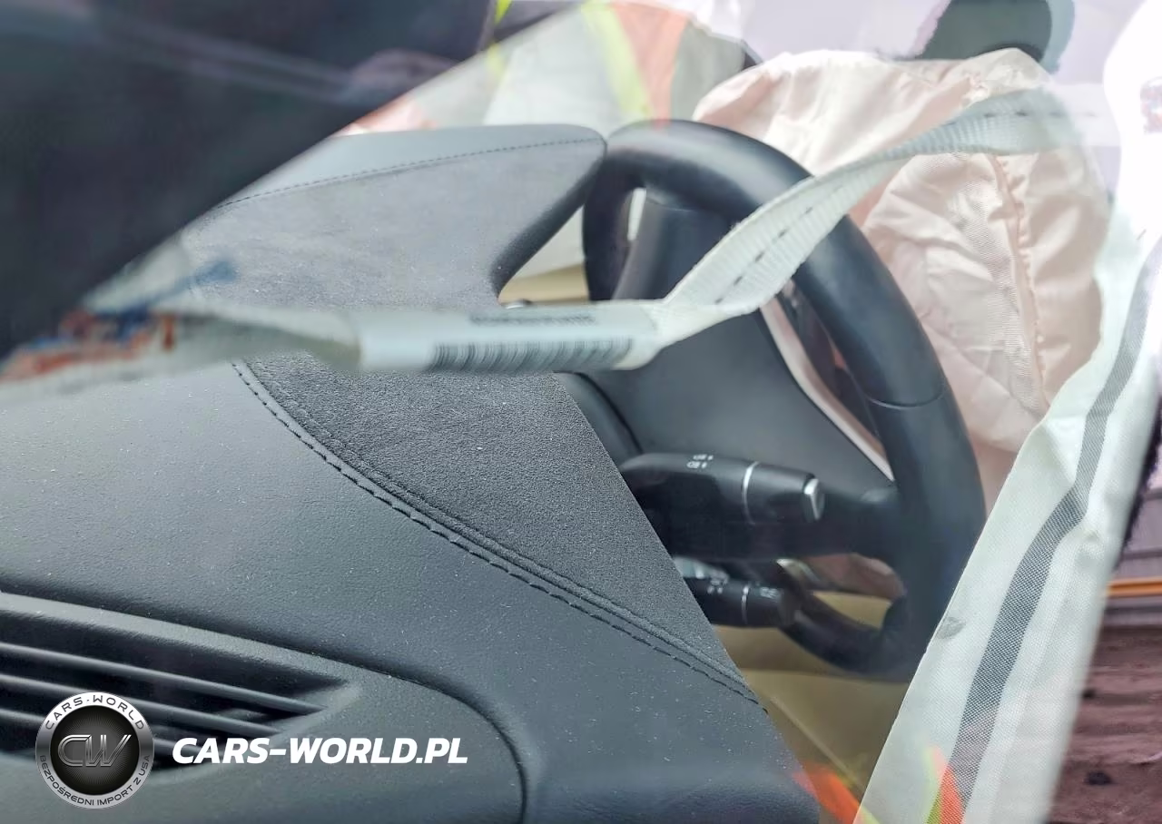 2016 Tesla Model X VIN:5YJXCAE21GF004415 - 7