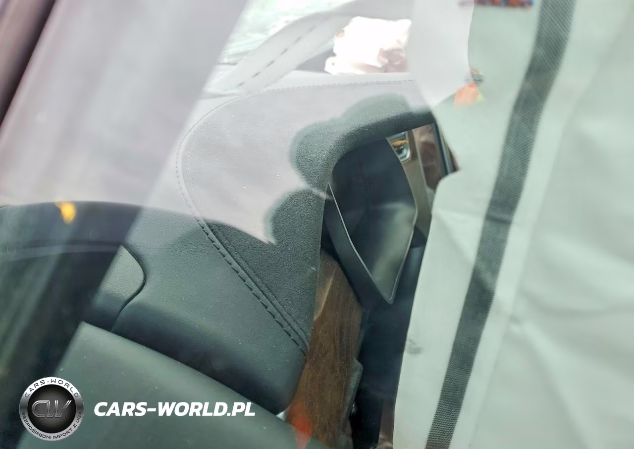 2016 Tesla Model X VIN:5YJXCAE21GF004415 - 9