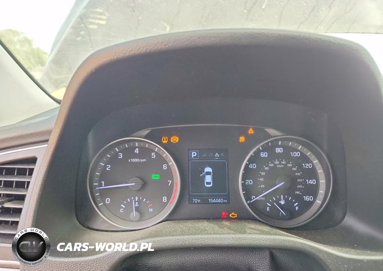 2018 Hyundai Elantra Sel VIN:5NPD84LF0JH321316 - 9