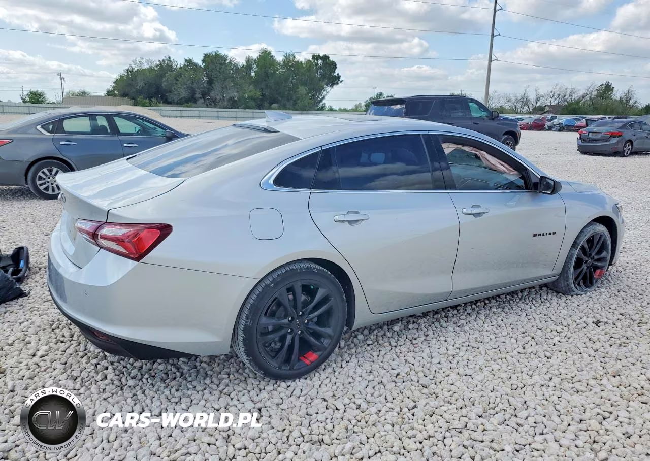 2020 Chevrolet Malibu Lt VIN:1G1ZD5ST8LF154658 - 3