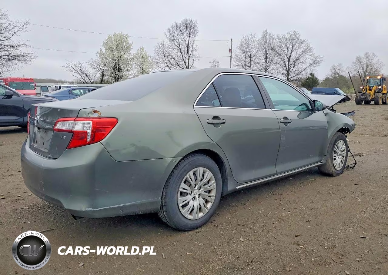 2012 Toyota Camry Le VIN:4T4BF1FKXCR183315 - 3