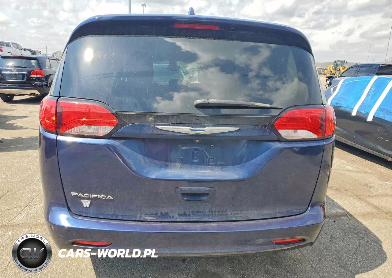 2017 Chrysler Pacifica Lx VIN:2C4RC1CG0HR665317 - 6