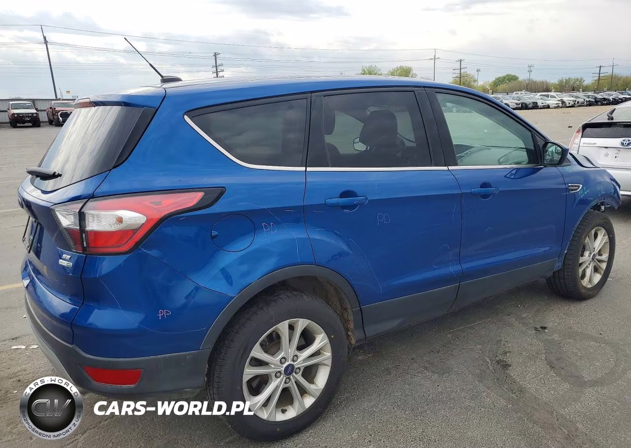 2017 Ford Escape Se VIN:1FMCU9G97HUD41650 - 3
