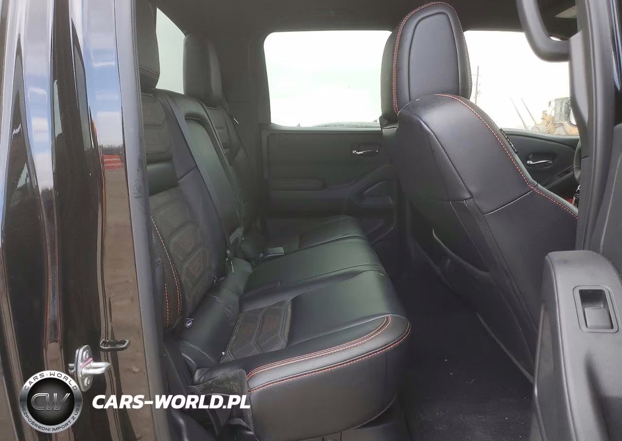 2025 Nissan Frontier Pro-4X VIN:1N6ED1EK4SN643691 - 10
