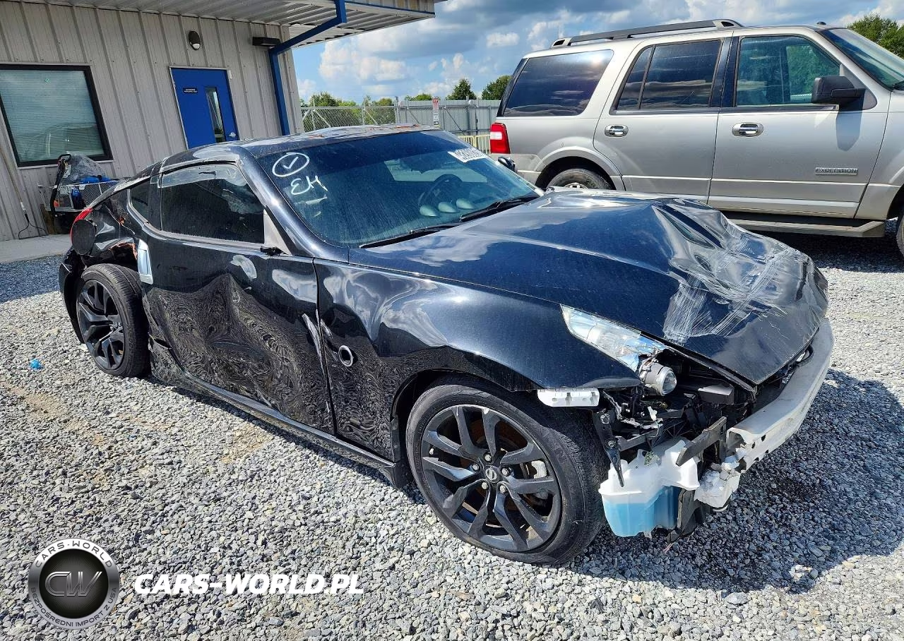 2016 Nissan 370Z Base VIN:JN1AZ4EH1GM930687 - 4