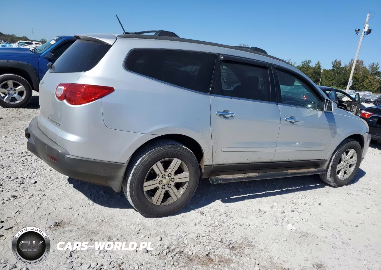 2011 Chevrolet Traverse Lt VIN:1GNKRGED3BJ179089 - 3