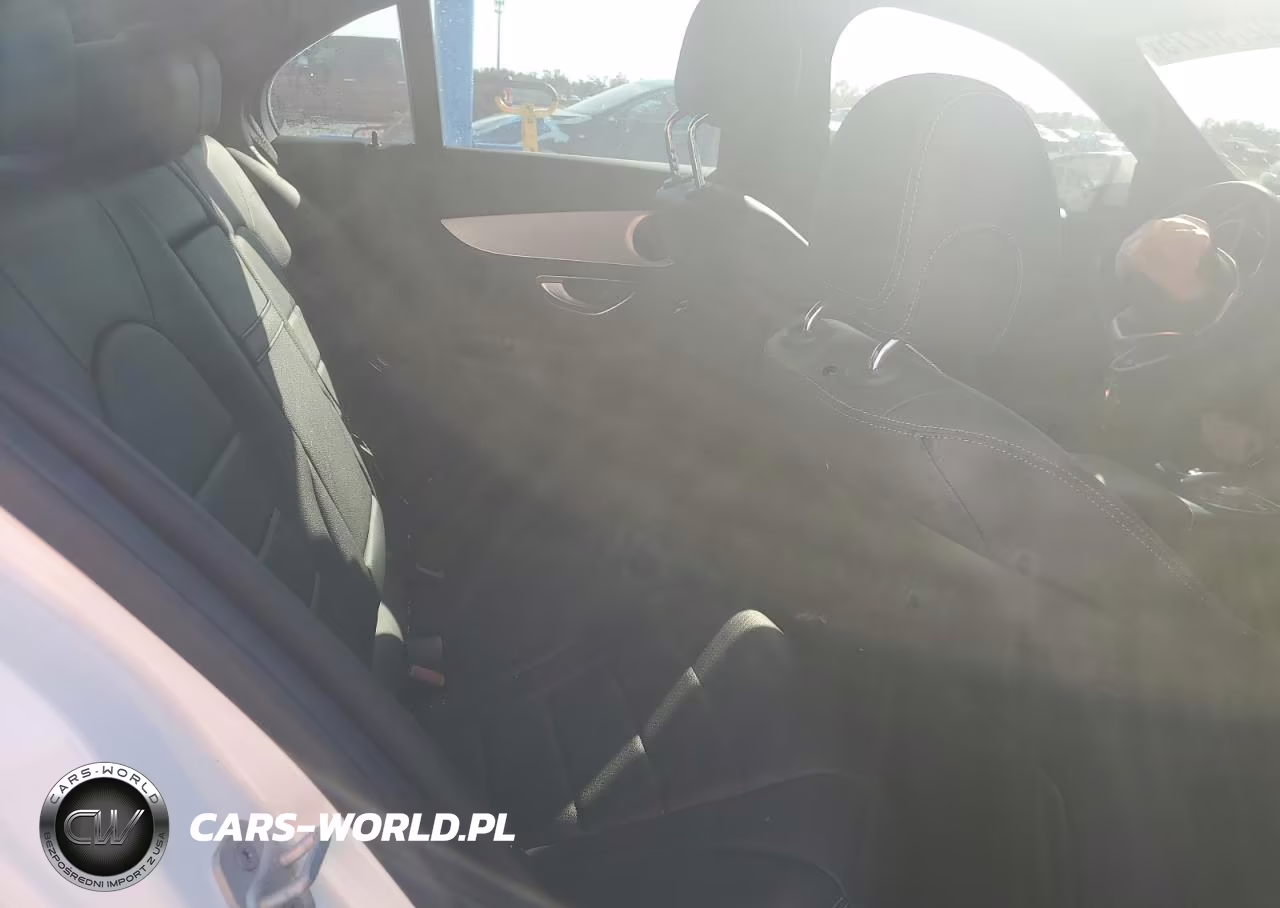 2016 Mercedes-Benz C 300 VIN:55SWF4JBXGU132287 - 10