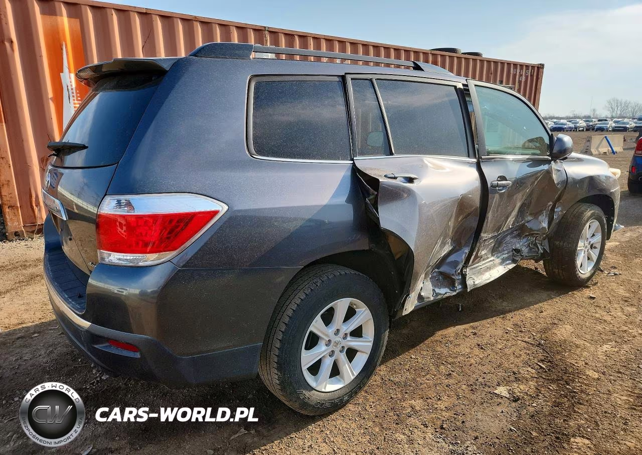 2013 Toyota Highlander Se VIN:5TDBK3EH3DS197557 - 3