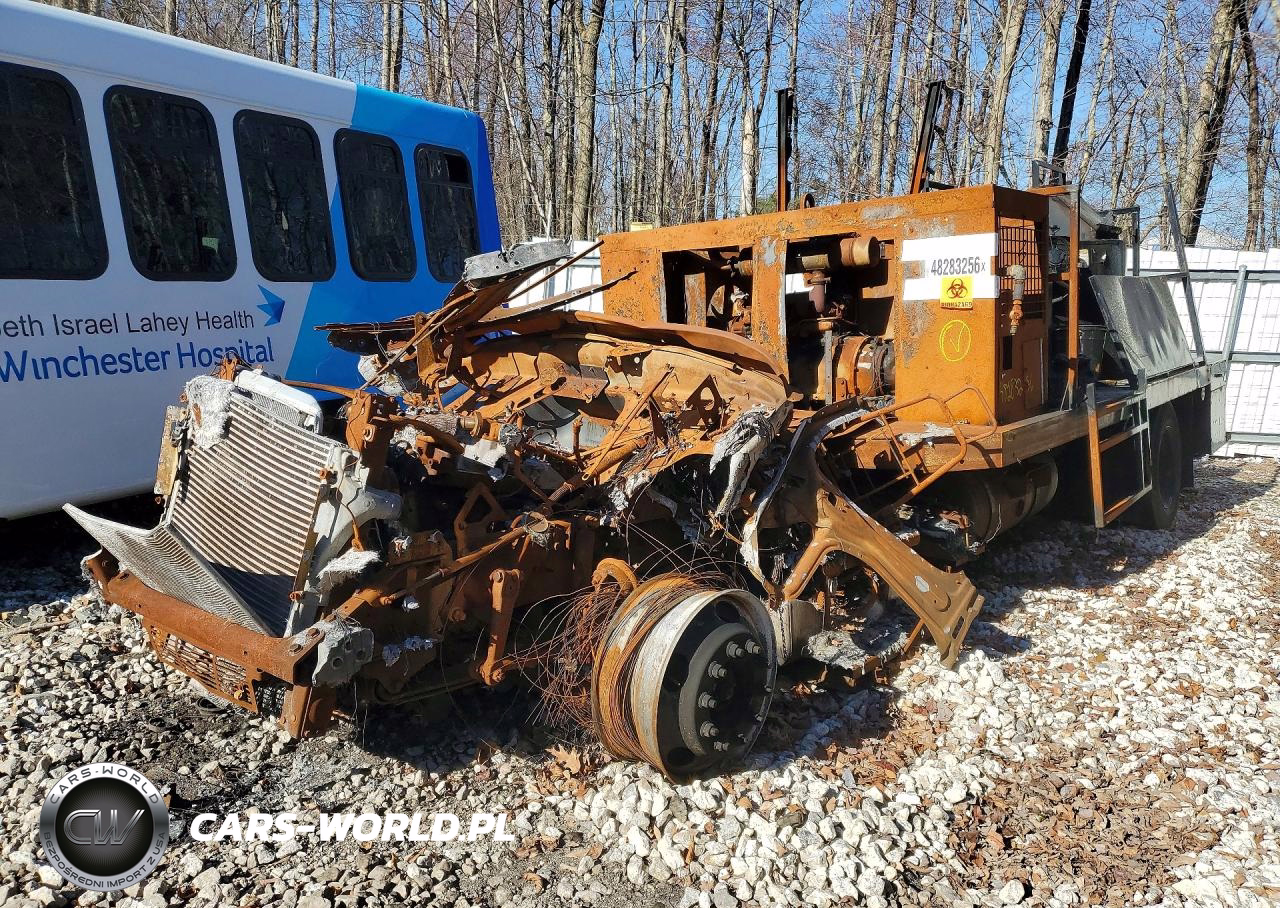 2013 Freightliner M2 106 Medium Duty