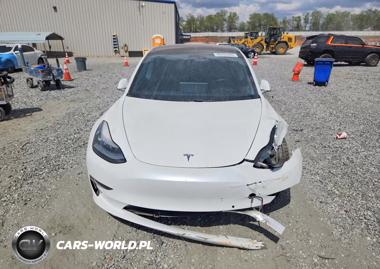 2018 Tesla Model 3 VIN:5YJ3E1EBXJF145581 - 5