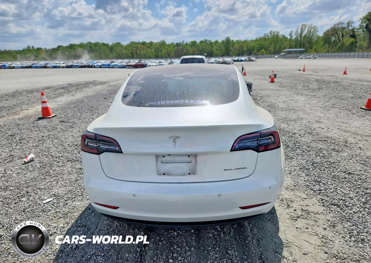2018 Tesla Model 3 VIN:5YJ3E1EBXJF145581 - 6