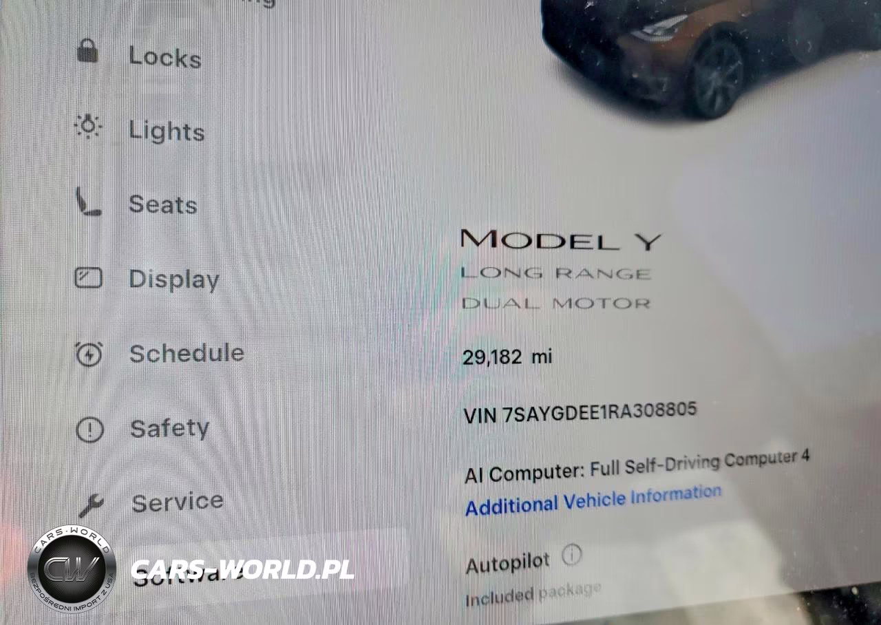 2024 Tesla Model Y VIN:7SAYGDEE1RA308805 - 9