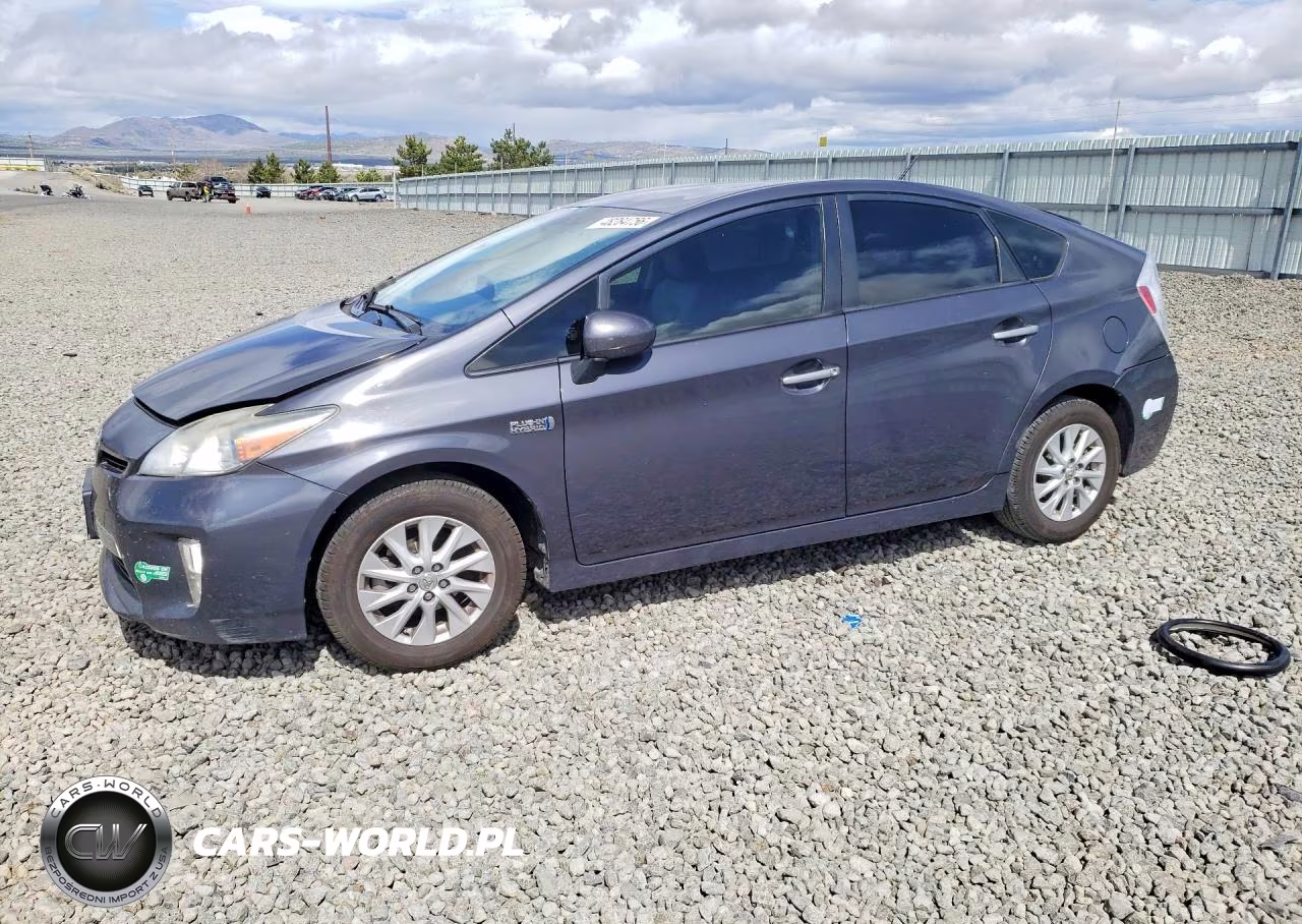 2012 Toyota Prius Plug-In Hybrid Base