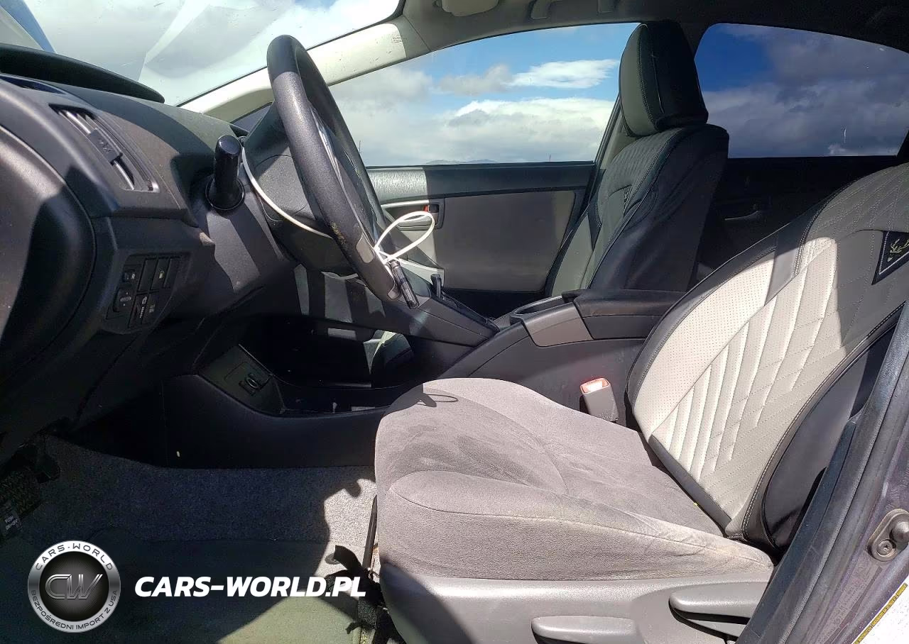 2012 Toyota Prius Plug-In Hybrid Base VIN:JTDKN3DP9C3020981 - 7
