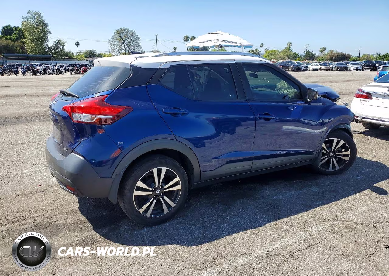 2018 Nissan Kicks Sv VIN:3N1CP5CUXJL536093 - 3