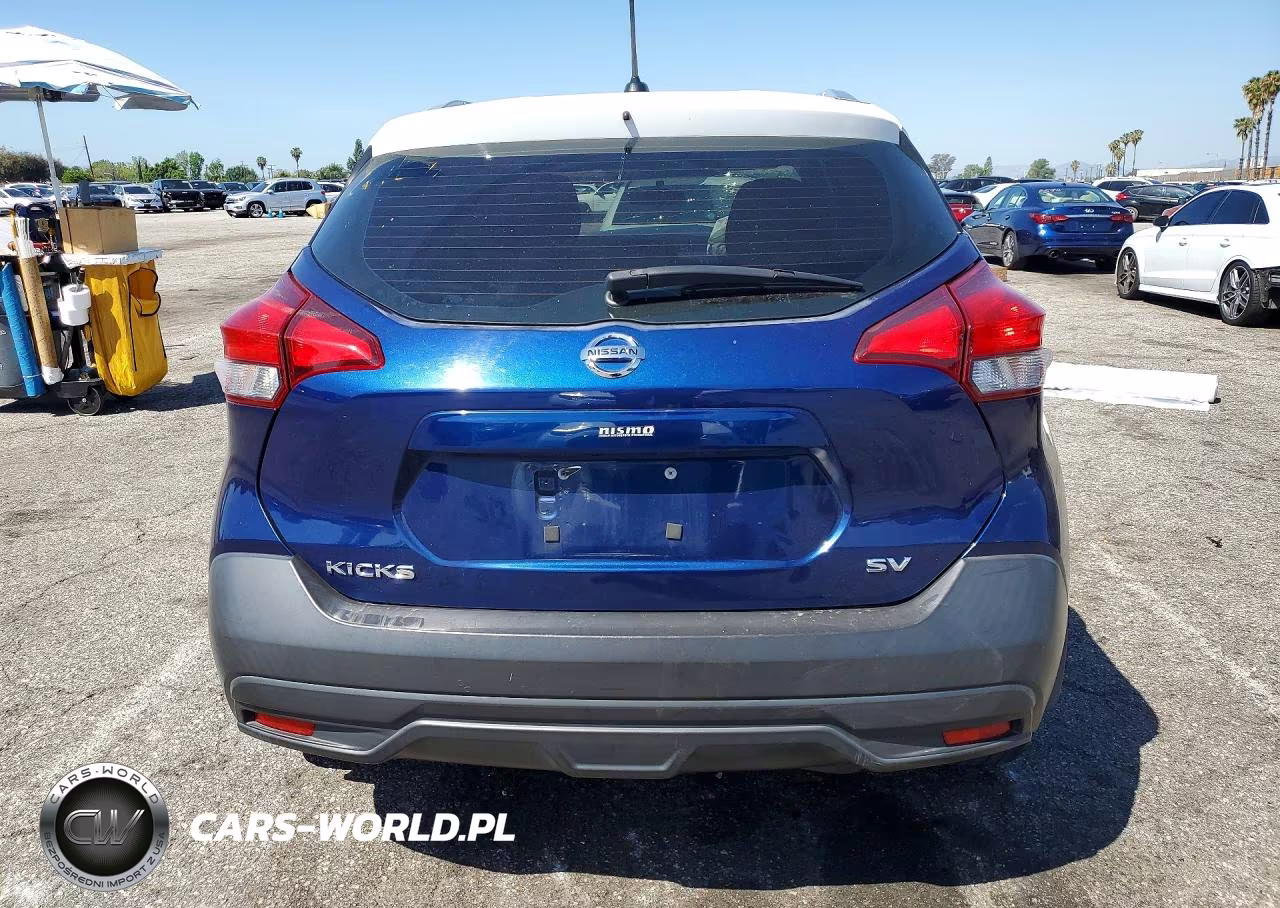 2018 Nissan Kicks Sv VIN:3N1CP5CUXJL536093 - 6