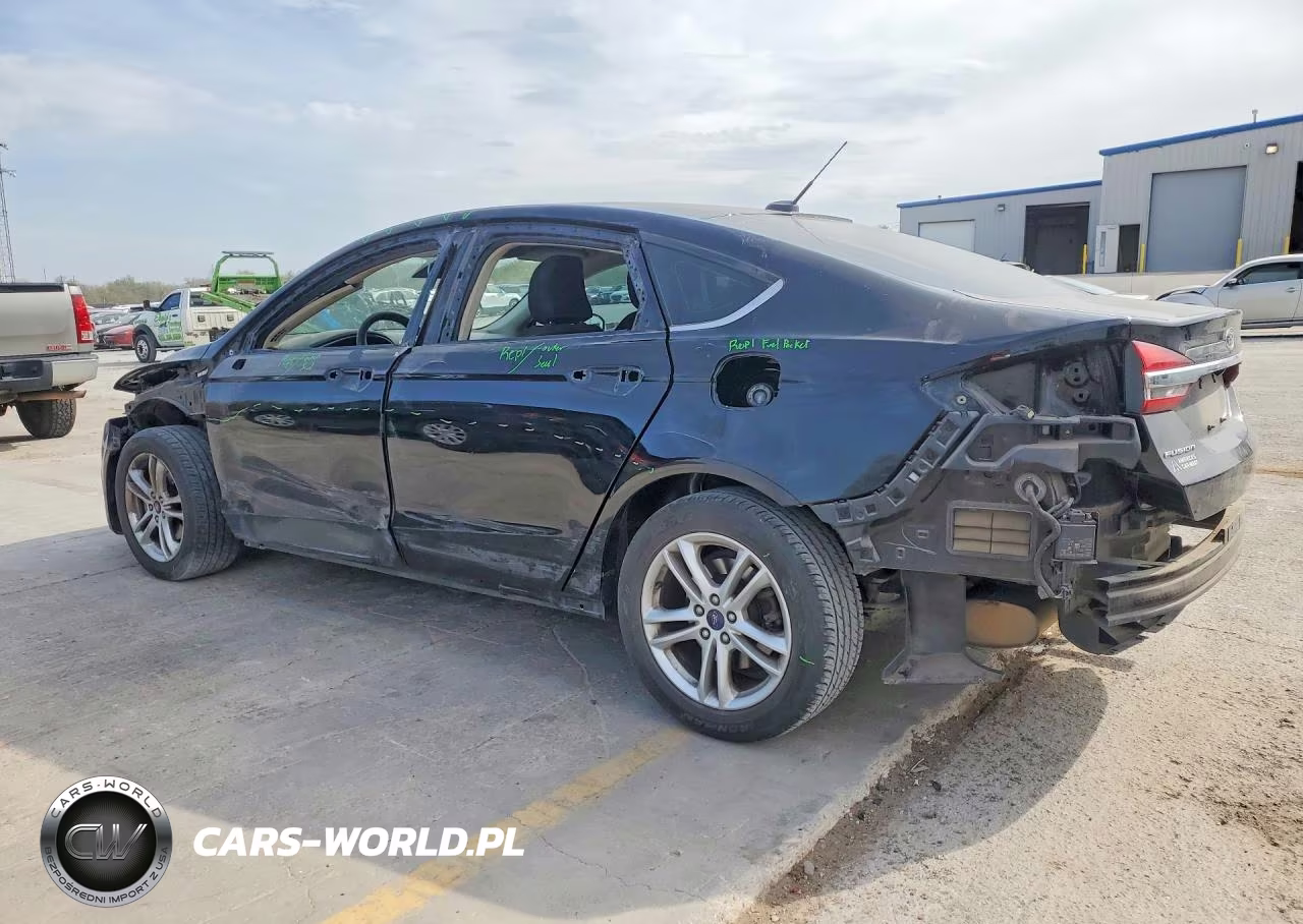 2018 Ford Fusion VIN:3FA6P0H76JR125082 - 2