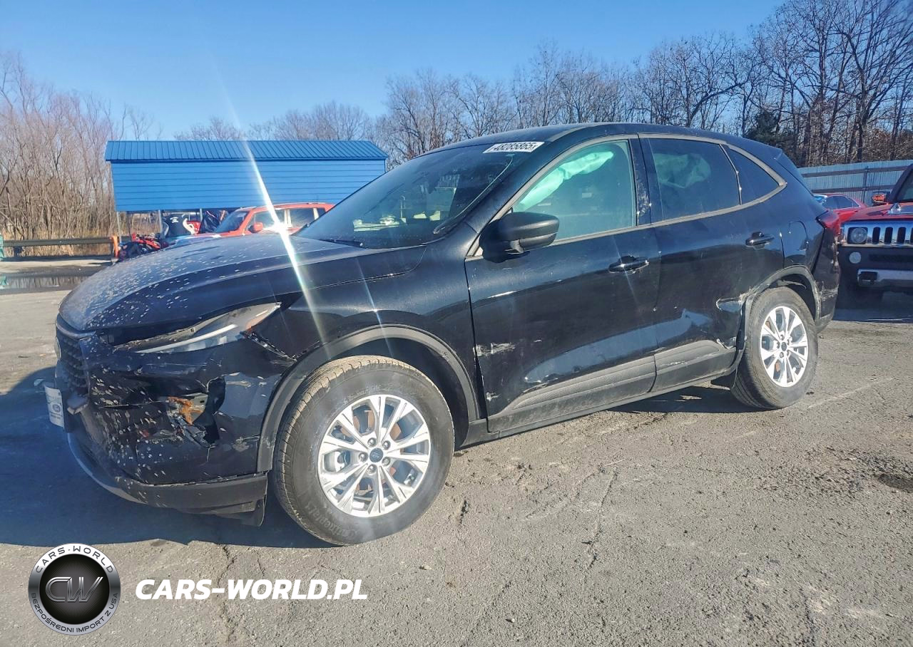 2025 Ford Escape Active – zdjęcie 1 z 13