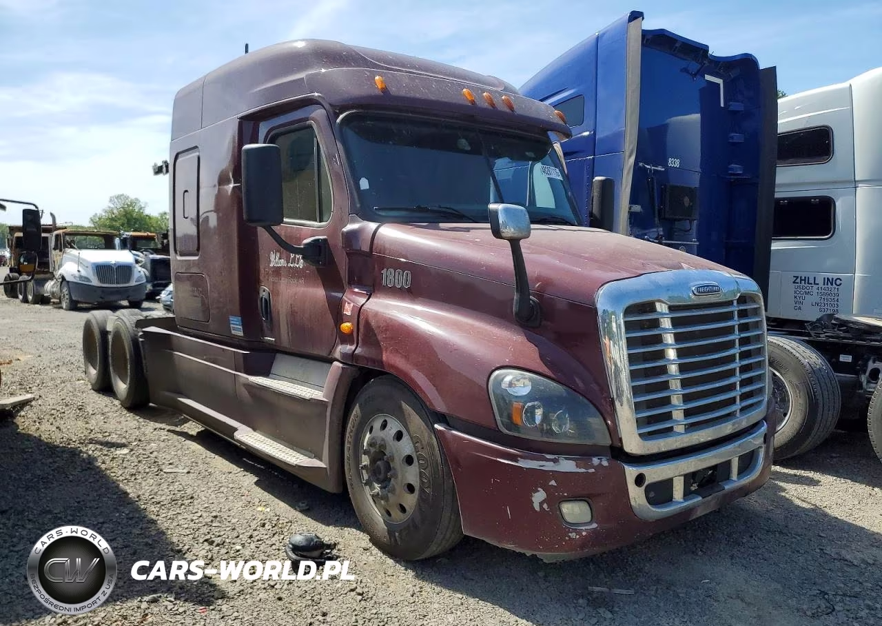 2015 Freightliner Cascadia 125 Semi Truck