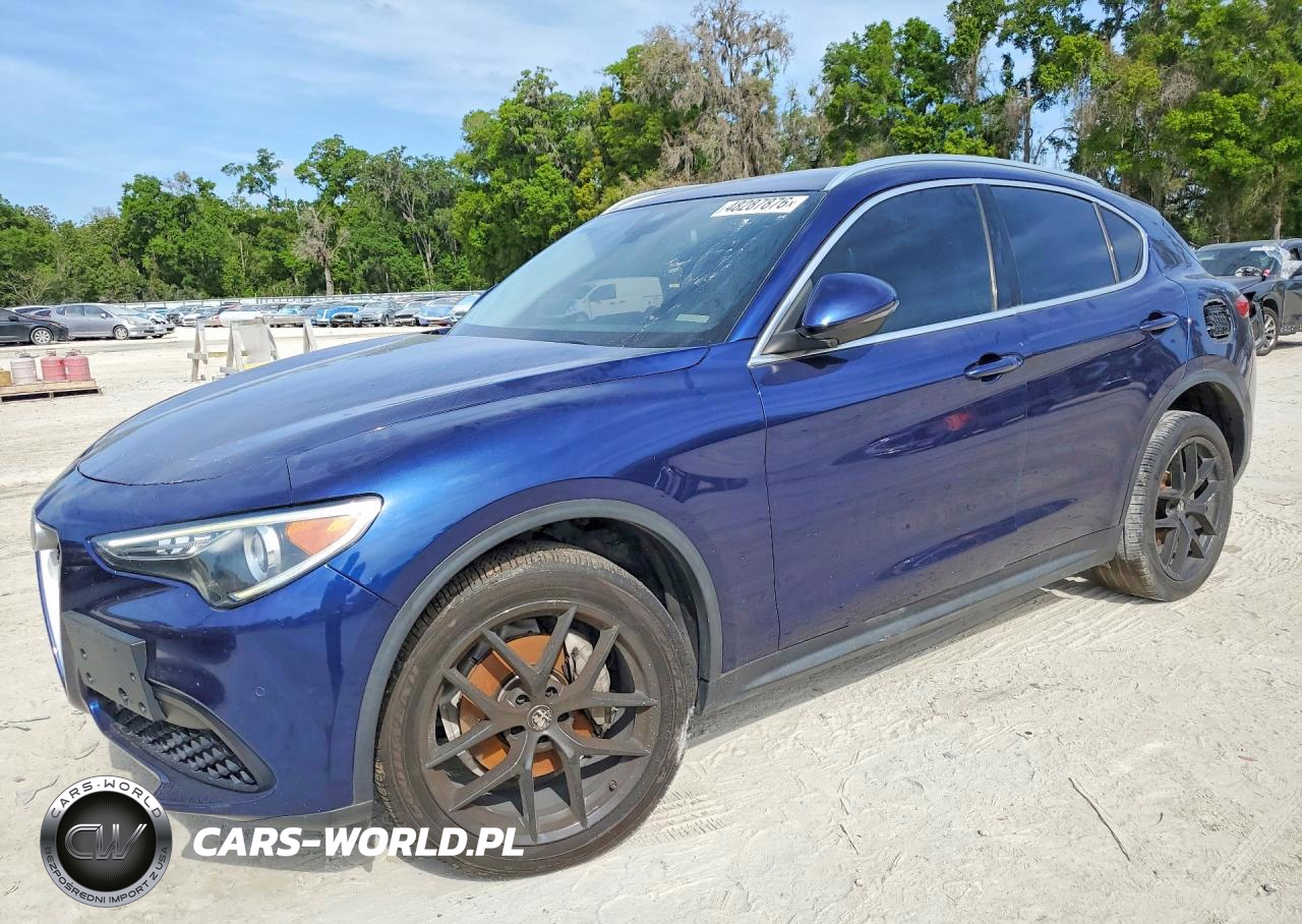 2018 Alfa Romeo Stelvio Ti
