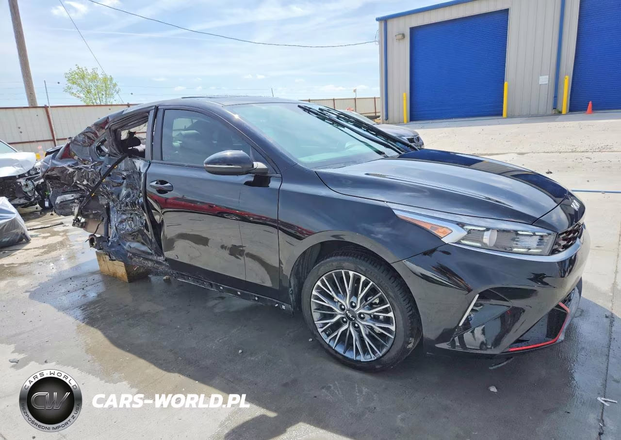 2024 Kia Forte Gt-Line VIN:3KPF54AD9RE759335 - 4
