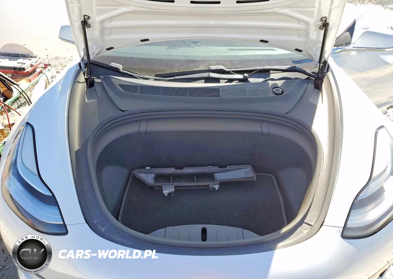 2019 Tesla Model 3 VIN:5YJ3E1EB8KF433231 - 11