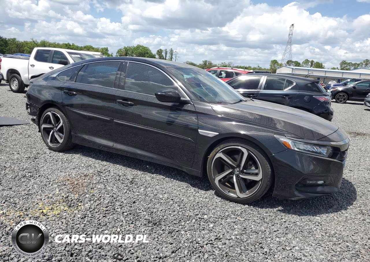 2018 Honda Accord Sport VIN:1HGCV1F39JA170974 - 4