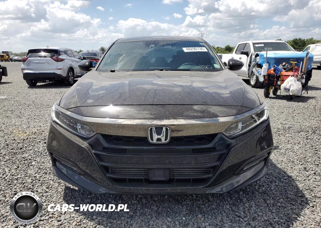 2018 Honda Accord Sport VIN:1HGCV1F39JA170974 - 5