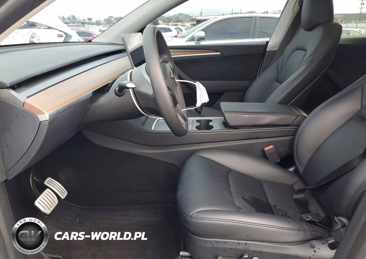 2024 Tesla Model Y VIN:7SAYGDEF3RF056387 - 7