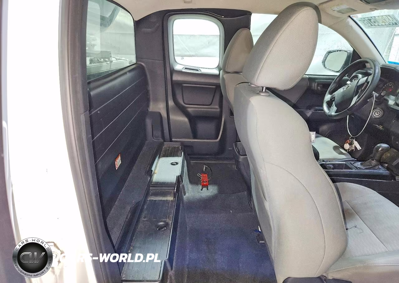 2017 Toyota Tacoma Sr VIN:5TFRX5GN5HX089746 - 10