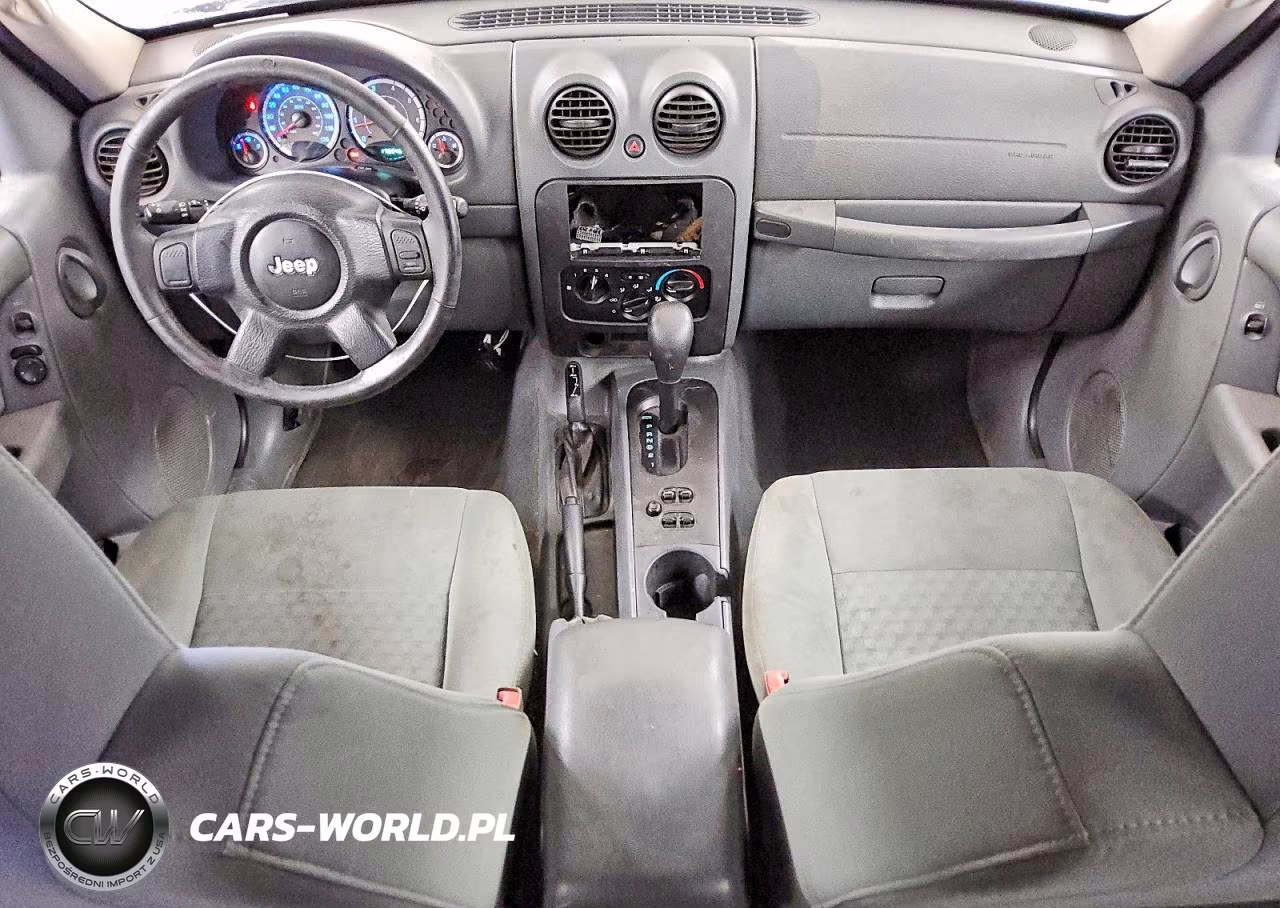 2007 Jeep Liberty Sport VIN:1J4GL48KX7W543294 - 8