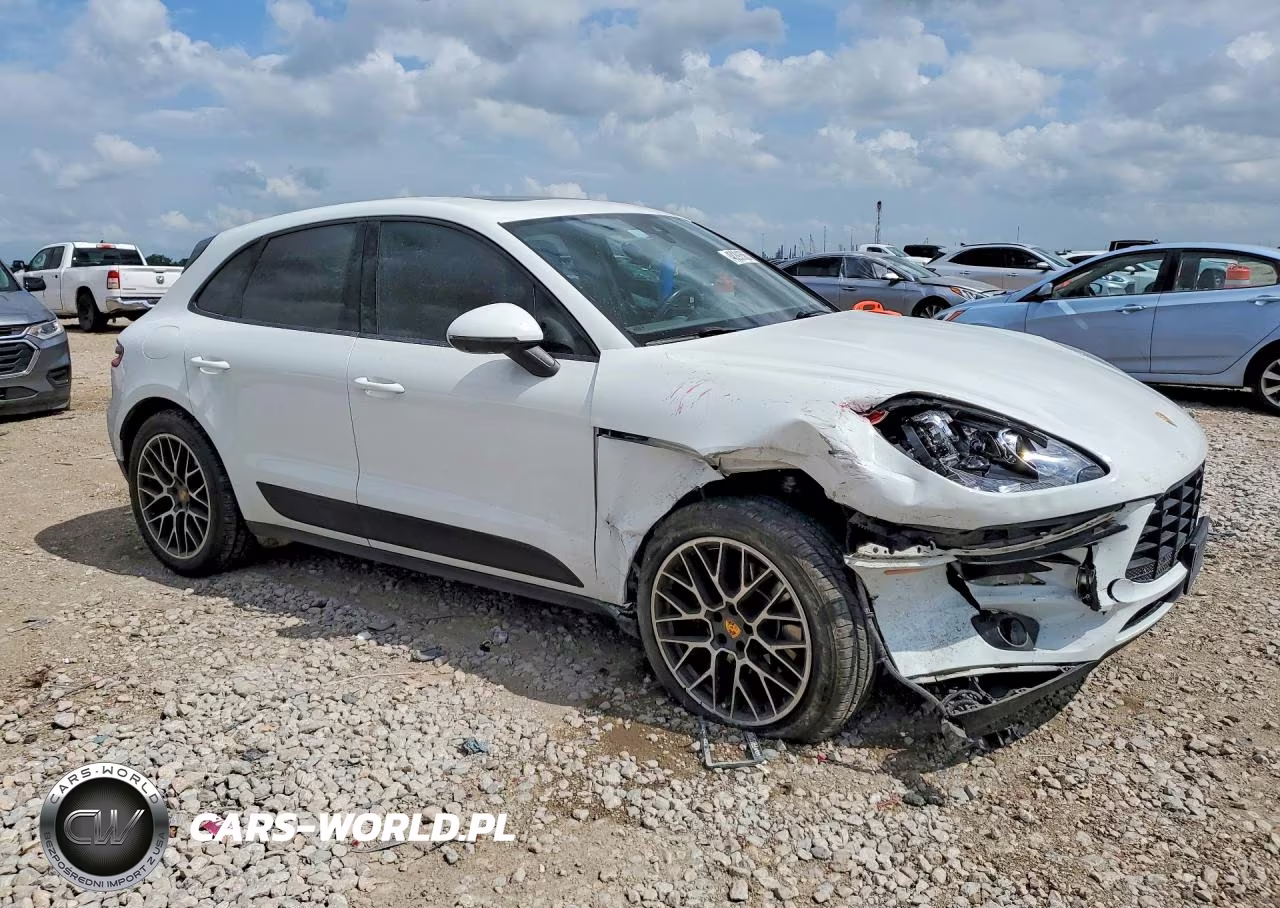 2017 Porsche Macan VIN:WP1AA2A51HLB09390 - 4