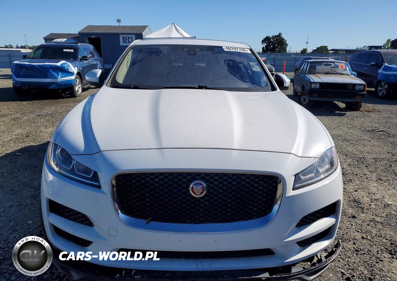 2017 Jaguar F-Pace VIN:SADCS2BV8HA490208 - 5