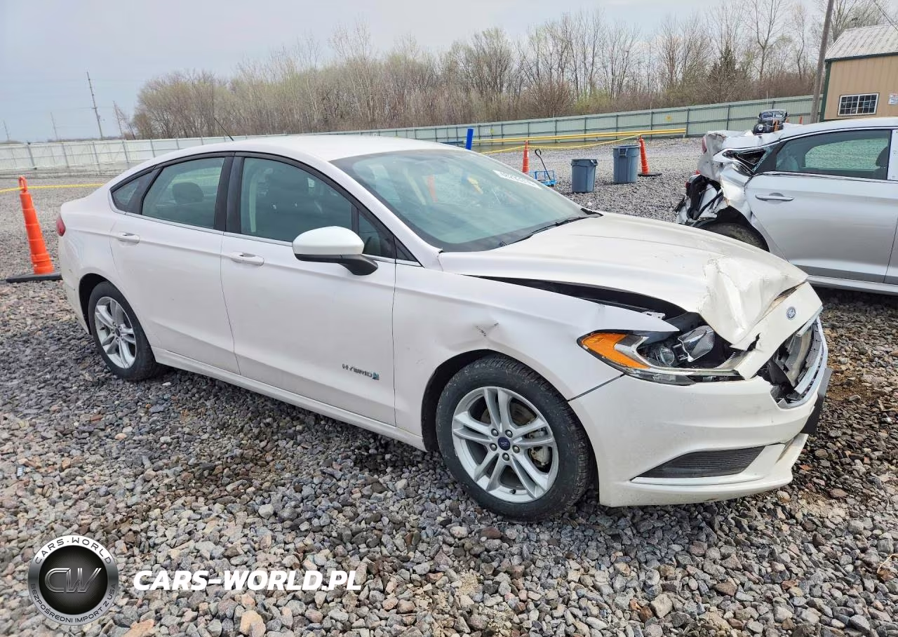2018 Ford Fusion Se Hybrid VIN:3FA6P0LU4JR160474 - 4