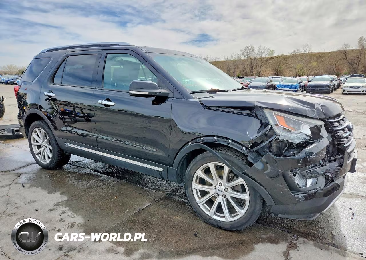 2016 Ford Explorer Limited VIN:1FM5K8F81GGA98352 - 4
