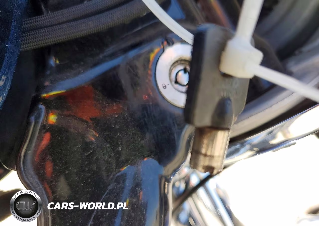 2013 Harley-Davidson Fld Switchback VIN:1HD1GZM38DC335759 - 8