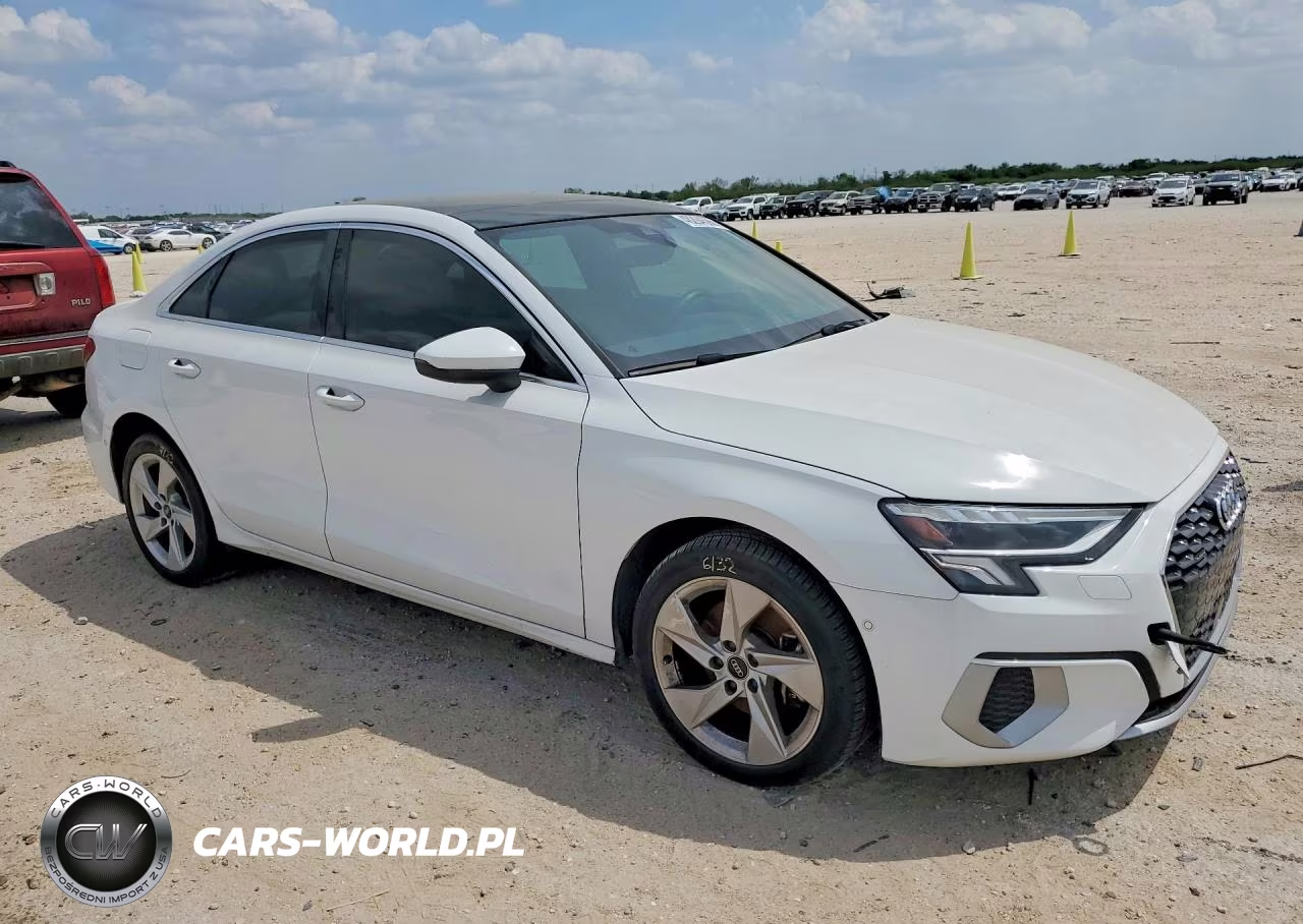 2024 Audi A3 Premium Plus VIN:WAUHUDGY7RA014864 - 4