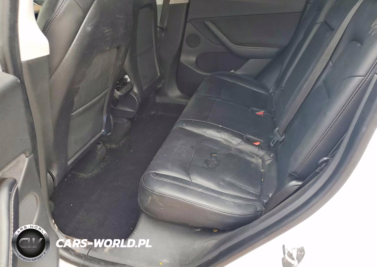 2021 Tesla Model Y VIN:5YJYGDED4MF105505 - 10