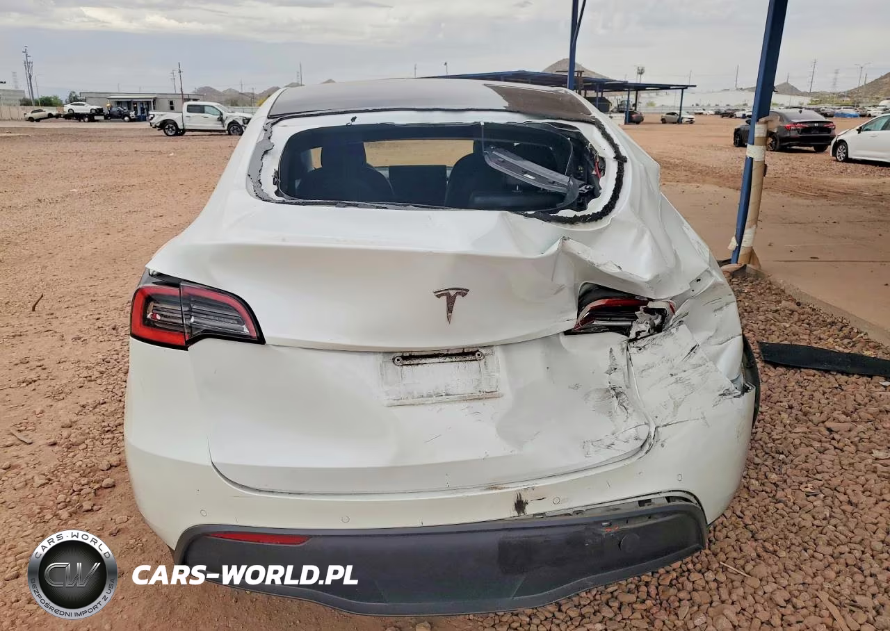 2021 Tesla Model Y VIN:5YJYGDED4MF105505 - 6