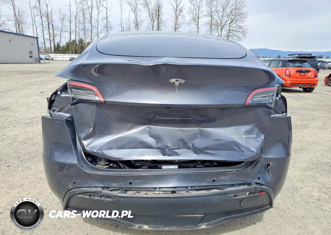 2022 Tesla Model Y VIN:7SAYGDEF4NF559713 - 6