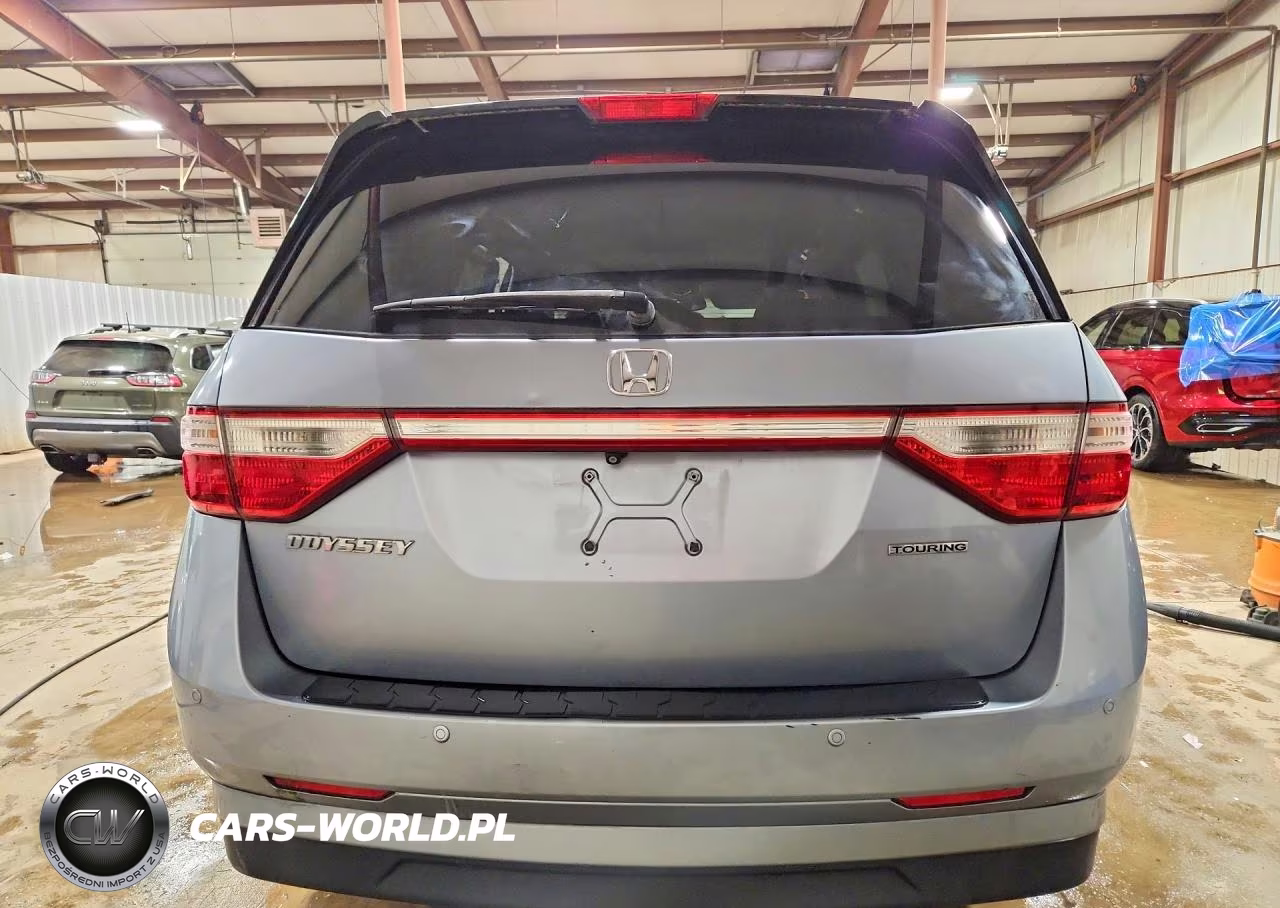 2012 Honda Odyssey Touring VIN:5FNRL5H91CB010444 - 6