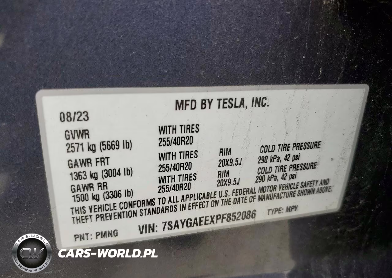 2023 Tesla Model Y VIN:7SAYGAEEXPF852086 - 13