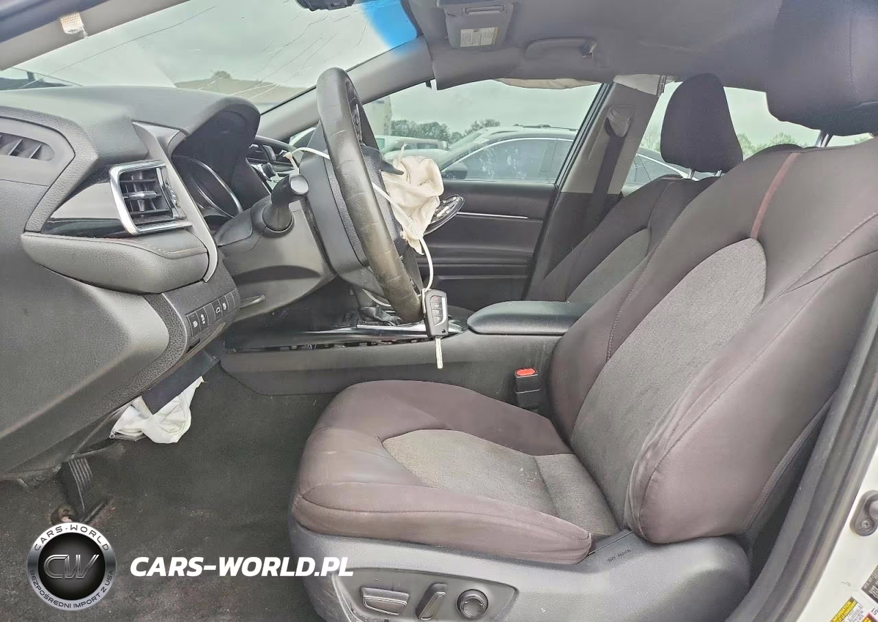 2018 Toyota Camry Le VIN:4T1B11HK3JU621868 - 7