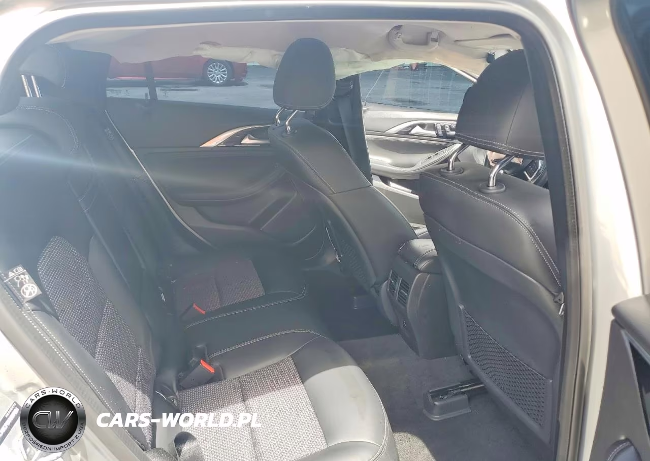 2019 Infiniti Qx30 Luxe VIN:SJKCH5CP6KA007654 - 11